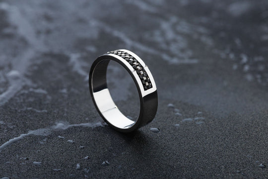 Explore Personalized Men's Wedding Bands