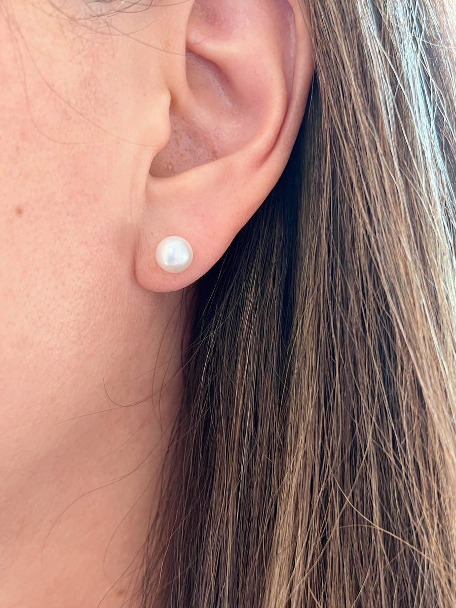 7mm Cultured Pearl Stud Earrings
