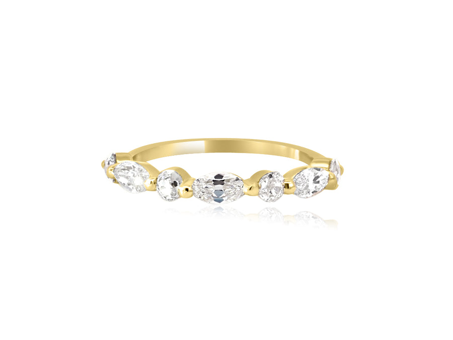 Luna Antique Moval & Round Diamond Yellow Gold Band