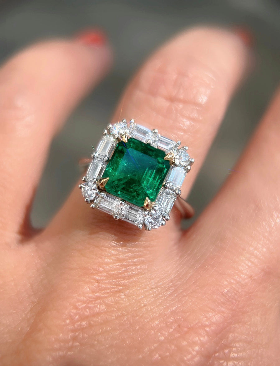 Green Emerald & Baguette Diamond Ring