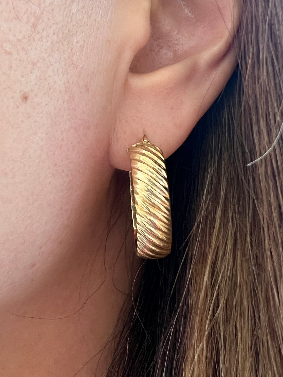 Wide Ribbed Gold Hoop Earrings