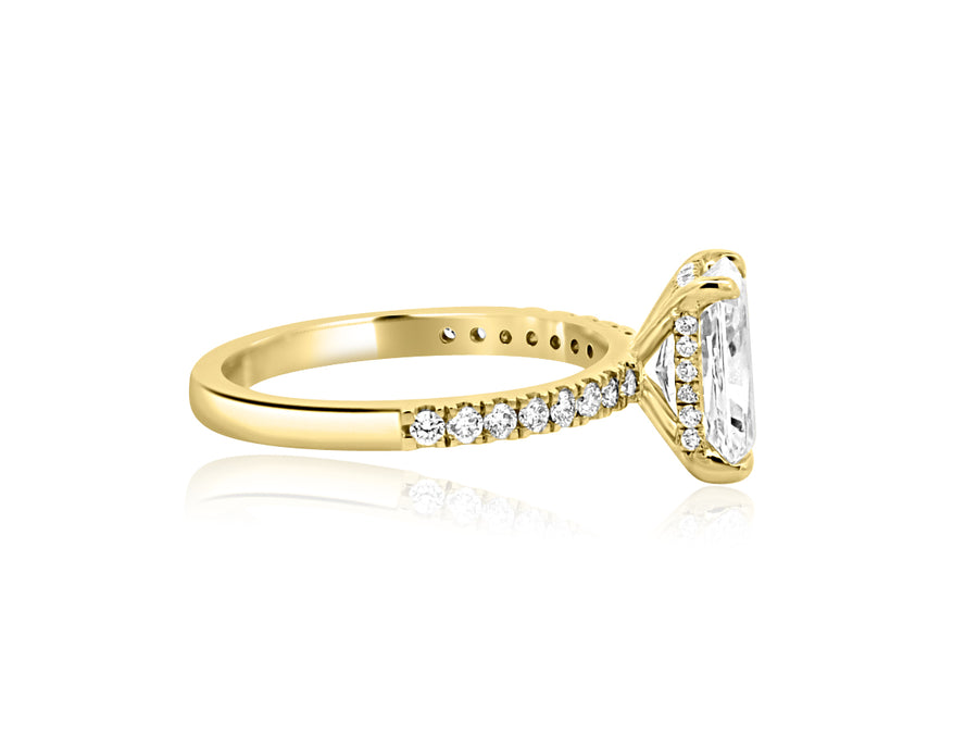 2.45cts DVS1 Radiant Lab Diamond Yellow Gold Ring