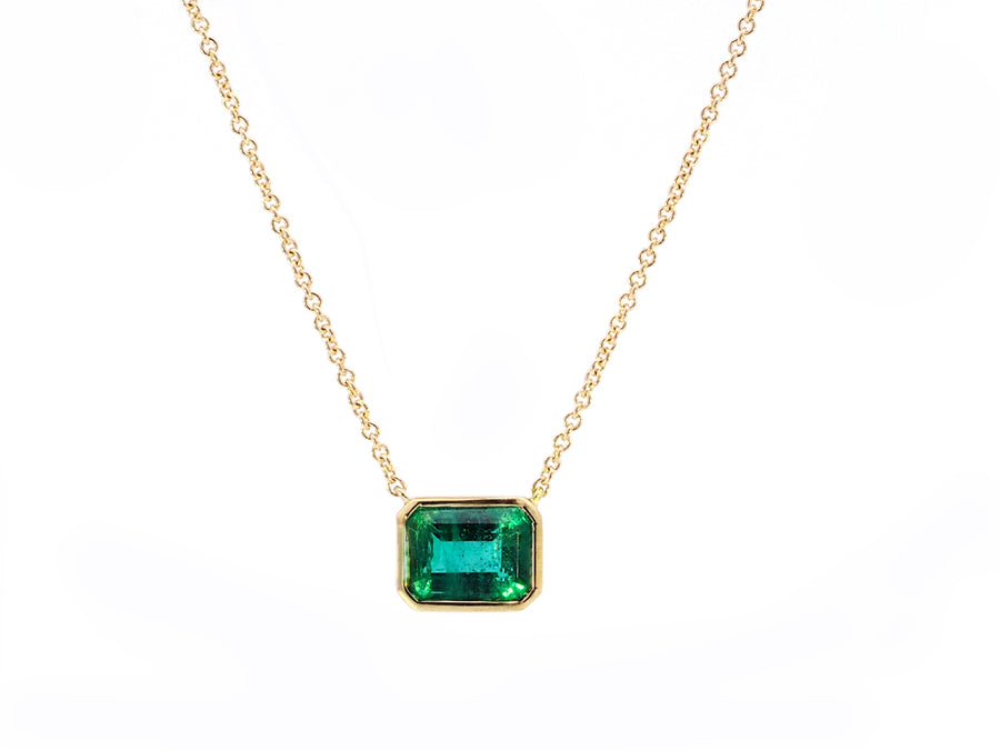1.44ct Emerald Gold Bezel Necklace