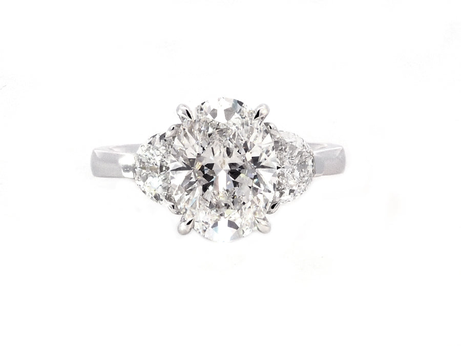 3.02ct EVS1 Oval Lab Diamond Trinity Ring