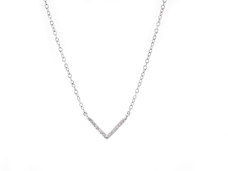 Diamond V White Gold Necklace E3955