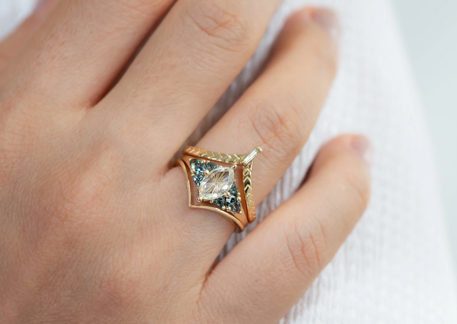 Tapered diamond 2025 wedding band